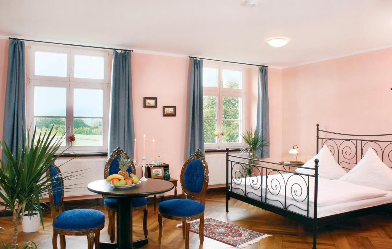 Herrenhaus Luebbenow Εξωτερικό φωτογραφία